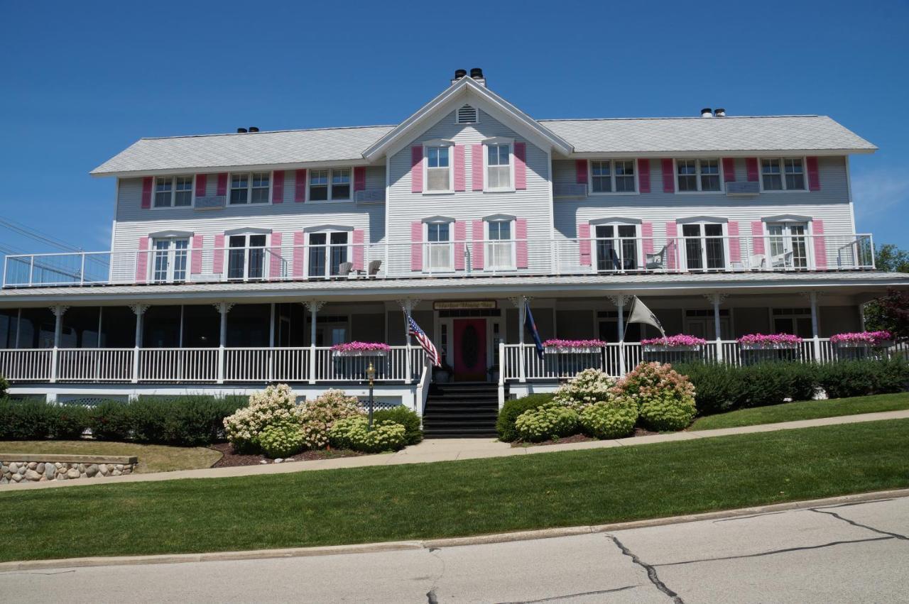 גרנד הייבן Harbor House Inn מראה חיצוני תמונה